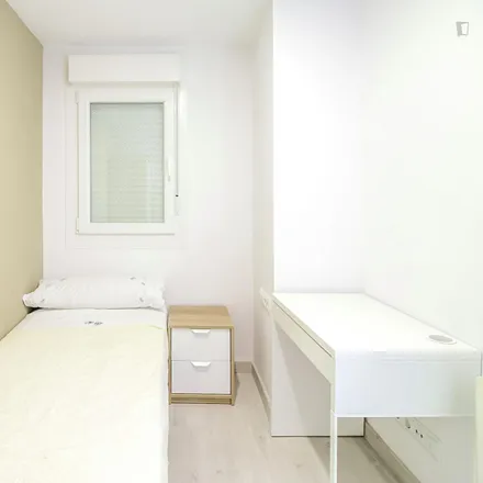 Image 2 - Mossèn J Busquets - Rda Torrassa, Carrer de Mossèn Jaume Busquet, 08903 l'Hospitalet de Llobregat, Spain - Apartment for rent