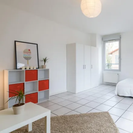 Rent this 5 bed room on 85 Avenue Debourg in 69007 Lyon, France