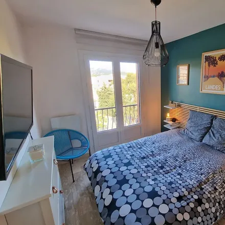 Rent this 2 bed apartment on 83110 Sanary-sur-Mer