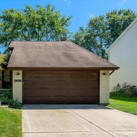 Buy this 4 bed house on 2110 Charleston Drive in Aurora, IL 60506