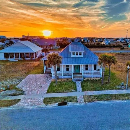 Image 3 - 107 15th Street, Mexico Beach, Bay County, FL 32456, USA - House for sale