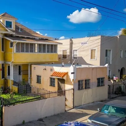 Image 1 - 1824 West 11th Street, Los Angeles, CA 90006, USA - House for sale