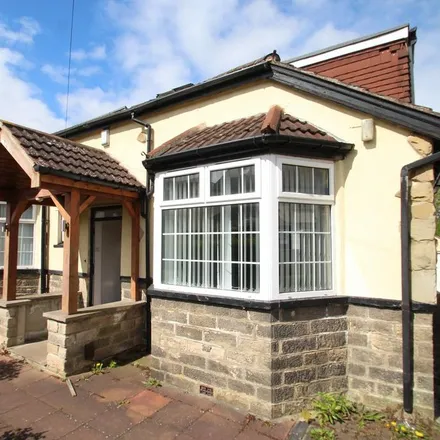 Rent this 5 bed house on Copgrove Road in Leeds, LS8 2SR