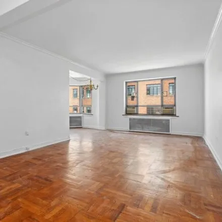 Image 2 - 130 8th Avenue, New York, NY 11215, USA - Apartment for sale