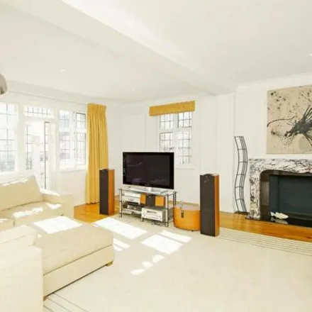 Image 4 - 18 Queen's Gate Terrace, London, SW7 5JE, United Kingdom - House for rent