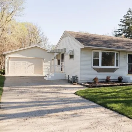 Buy this 3 bed house on 1168 Copper Drive in Machesney Park, IL 61115