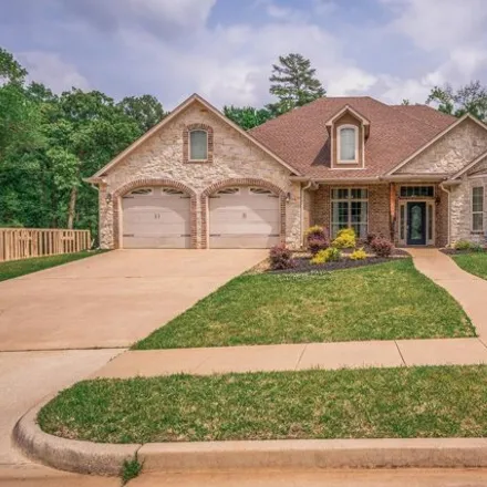Buy this 3 bed house on 3000 Bull Run Trail in Longview, TX 75604