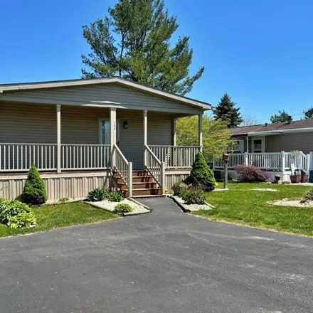 Buy this studio apartment on 137 Amber Circle in East Earl Township, PA 17557