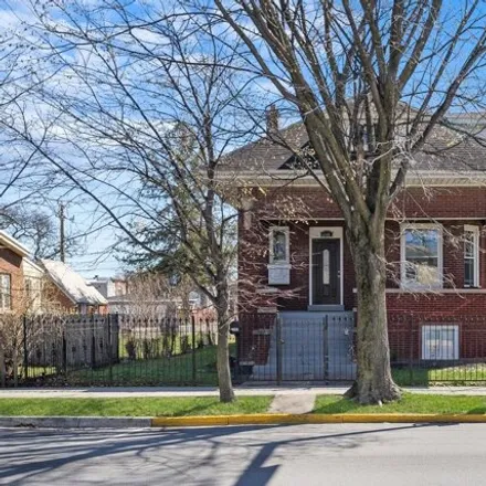 Buy this 6 bed house on West 24th Street in Clyde, Cicero