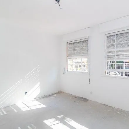 Buy this 3 bed apartment on Escola William Richard Schisler in Rua Visconde do Herval 970, Menino Deus