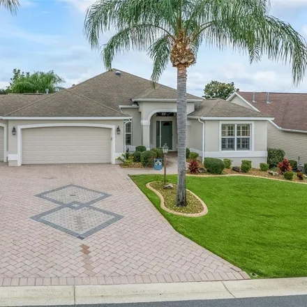 Buy this 3 bed house on 1524 Lynchburg Loop in The Villages, FL 32162
