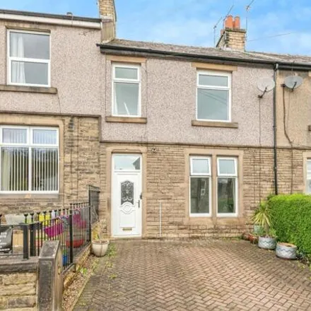Buy this 3 bed townhouse on Wakefield Road in Almondbury, HD5 9YB