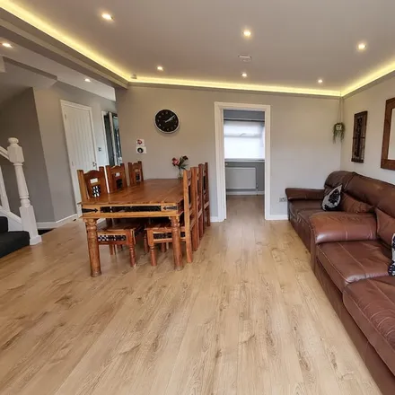 Rent this 4 bed duplex on Colnbrook with Poyle in SL3 0LJ, United Kingdom