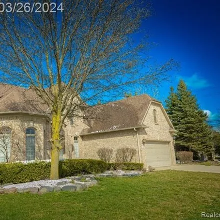 Image 7 - 21783 Summerfield Drive, Macomb Township, MI 48044, USA - House for sale
