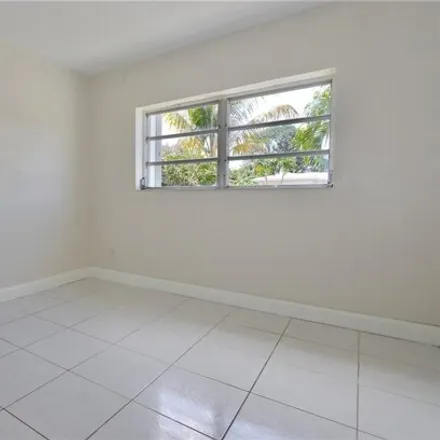 Image 9 - 1035 Northeast 169th Terrace, Miami-Dade County, FL 33162, USA - House for rent