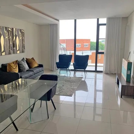 Rent this 2 bed apartment on 6th Avenue in Houghton Estate, Johannesburg