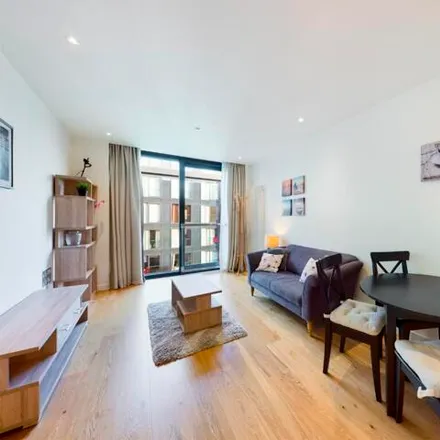 Image 1 - 6 Simpson Loan, City of Edinburgh, EH3 9GS, United Kingdom - Apartment for rent