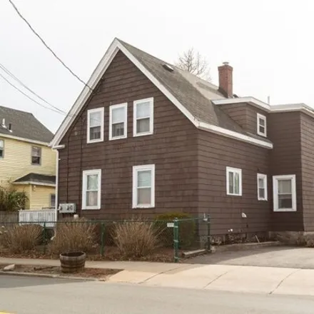 Rent this 3 bed apartment on 40 North Franklin Street in Lynn, MA 01904