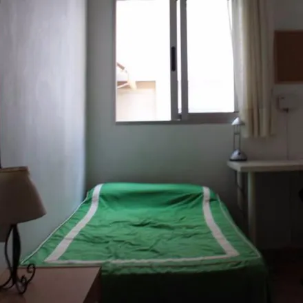 Rent this 6 bed room on Clínica Cavadas in Carrer de Bernat Fenollar, 46022 Valencia