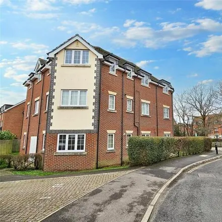 Buy this 2 bed apartment on Rowan Road in Lindford, GU35 0RE