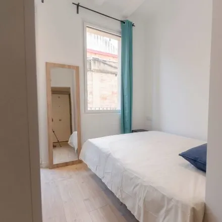 Rent this 3 bed room on Carrer del Poeta Cabanyes in 4, 08004 Barcelona
