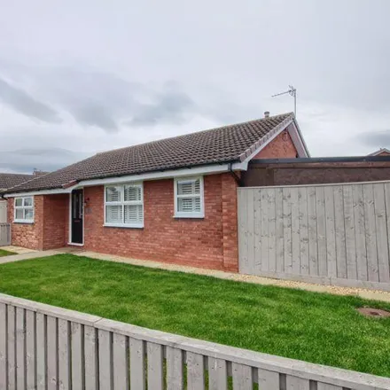 Image 1 - Hollybush Avenue, Ingleby Barwick, TS17 0RL, United Kingdom - House for rent