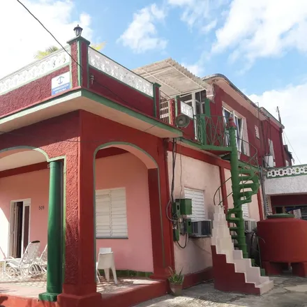 Rent this 3 bed house on Guanabacoa in Campo Florido, CU