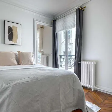 Image 6 - 10 Rue Saint-Martin, 75004 Paris, France - Apartment for rent