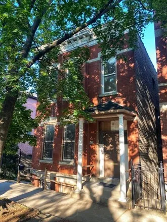Buy this 4 bed house on 1822 North Wolcott Avenue in Chicago, IL 60614