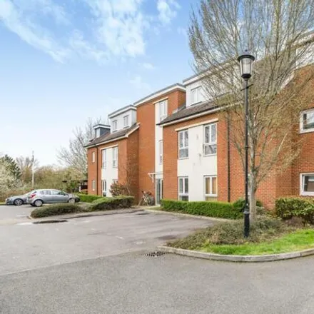 Buy this 2 bed apartment on Gordon Woodward Way in Oxford, OX1 4XR