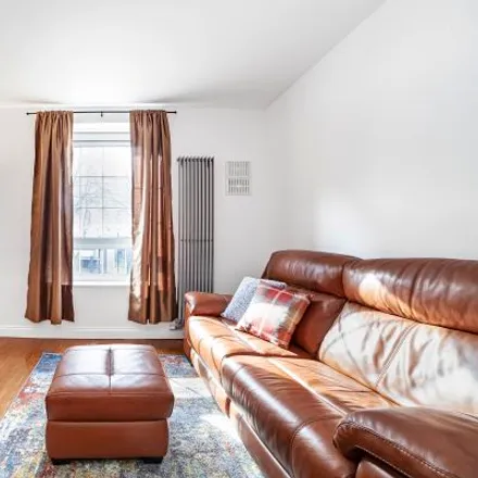 Rent this 2 bed apartment on Willis House in Hale Street, Canary Wharf