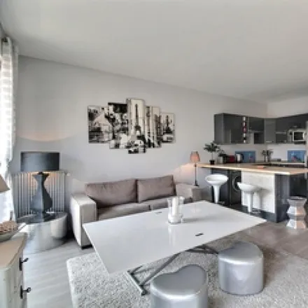 Image 5 - 24 Rue Boileau, 75016 Paris, France - Apartment for rent