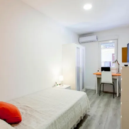 Rent this 8 bed apartment on La Casa de Lito in Carrer del Mestre Lope, 46100 Burjassot