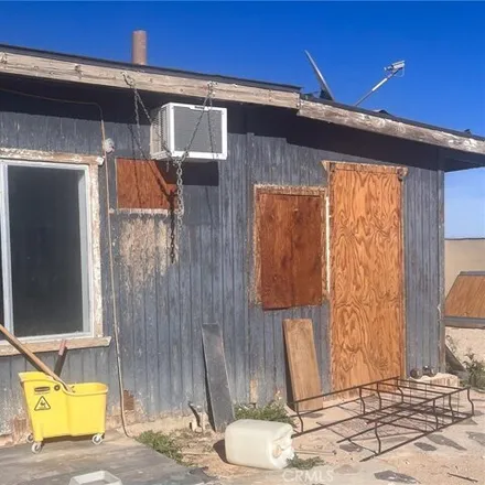 Buy this 3 bed house on 15220 Wolf Haven Rd in Lucerne Valley, California