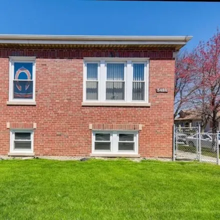 Rent this 1 bed house on 5400 West Foster Avenue in Chicago, IL 60630