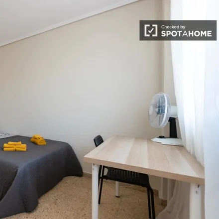 Rent this 4 bed apartment on Carrer de Felipe Rinaldi in 46019 Valencia, Spain