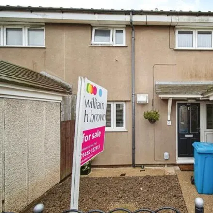 Buy this 3 bed townhouse on Biggin Avenue in Sutton, HU7 4NS