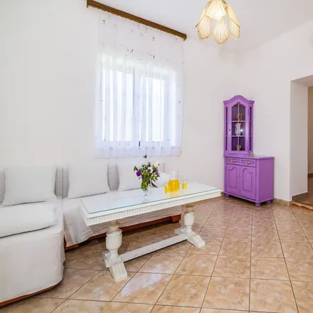 Rent this 5 bed house on 23243 Općina Jasenice