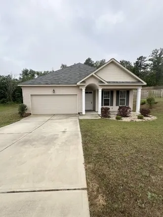 Rent this 3 bed house on McDuffie Circle in Edgefield County, SC 29860