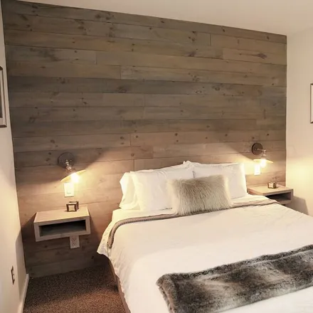Rent this 2 bed condo on Warren in VT, 05674