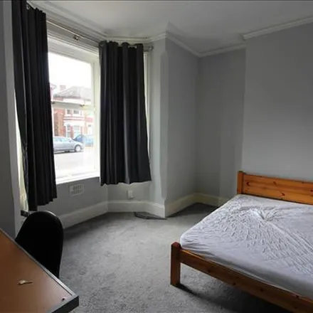 Image 2 - 59 Gordon Avenue, Bevois Mount, Southampton, SO14 6WH, United Kingdom - Apartment for rent