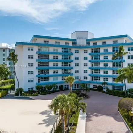 Image 2 - Sunset House South, Seaview Court, Marco Island, FL 33937, USA - Condo for sale