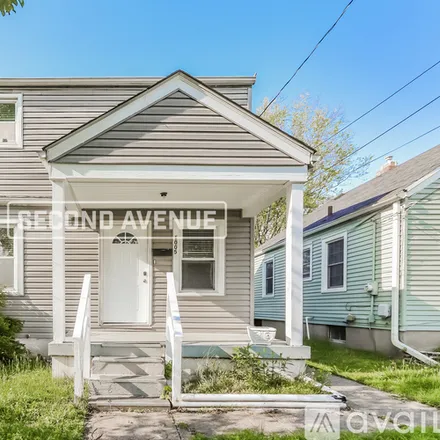 Rent this 3 bed house on 1005 Carlisle Ave