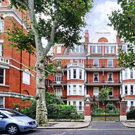 Image 2 - 39 Edith Road, London, W14 0TH, United Kingdom - Apartment for sale