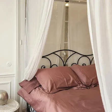 Rent this 2 bed apartment on Choisy-le-Roi in Esplanade François Mitterrand, 94600 Choisy-le-Roi