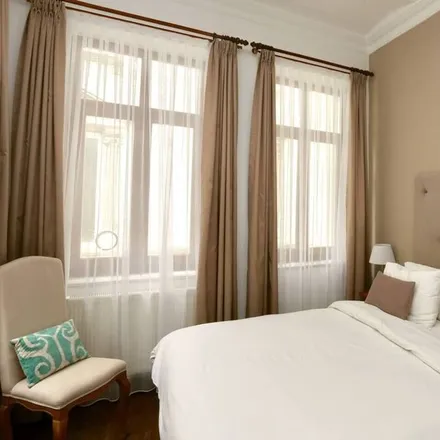 Rent this 4 bed apartment on 34421 Beyoğlu