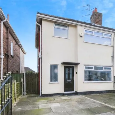 Buy this 3 bed duplex on Greystone Road in Knowsley, L14 6UD