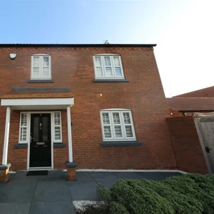 Buy this 4 bed house on New Forest Way in Hull, HU7 3FX
