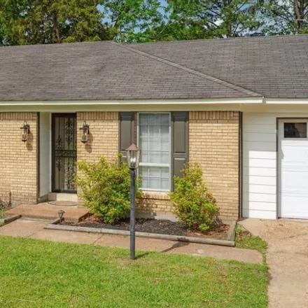 Buy this 3 bed house on 5194 Fernleaf Avenue in Memphis, TN 38134