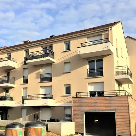 Rent this 2 bed apartment on 28 Rue Rosa Parks in 91410 Dourdan, France